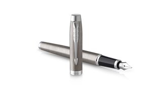 PLUMA PARKER IM ESSENTIAL ACERO