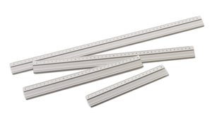 REGLA METALICA 30 CENTIMETROS